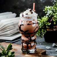 caramel cold shake with cream